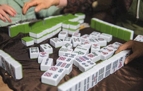 开云官网-10年麻将馆老板囗述：凡是爱打麻将的，没有一个人日子是过得好的