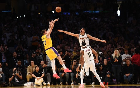 开云体育app-不只是精彩的绝杀！战胜掘金或许能让湖人避开雷霆&amp;获得主场优势