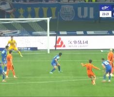 天外飞仙！叶楚贵不停球凌空世界波破门，申花0-1落后玉昆！